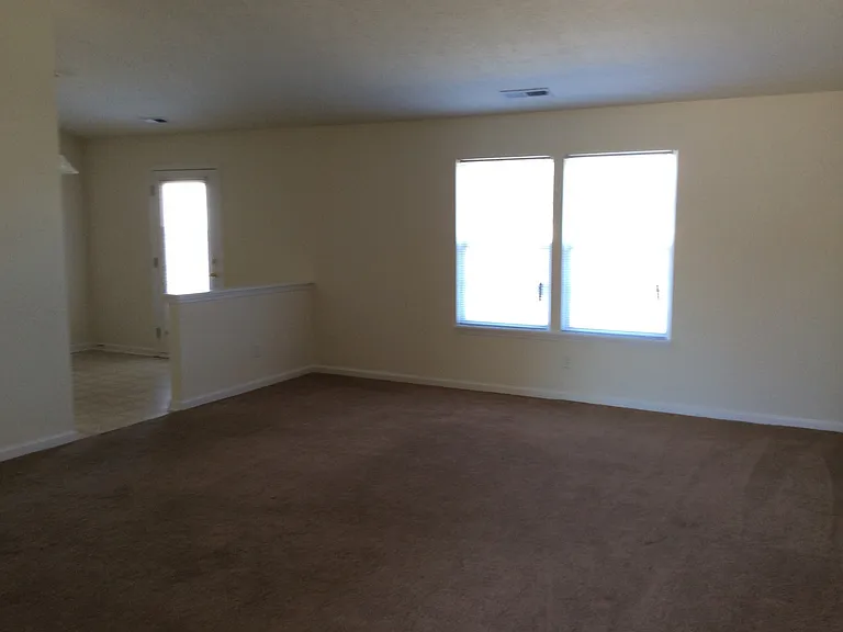 10606 Deercrest Ln — Photo 3