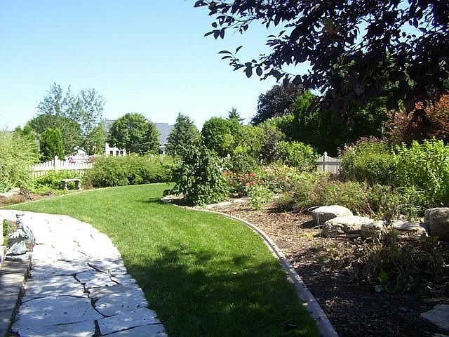 2nd image of 10 Lamplighter Ct