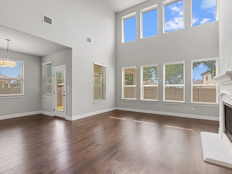 15601 Cabrillo Way — Photo 14