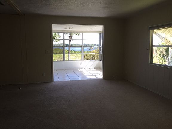 2nd image of 193 Clubview Dr #111
