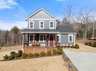 94 Boulder Ln, Cleveland, GA 30528