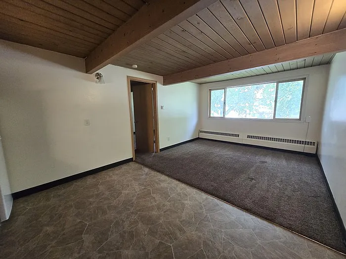 1116 19th Ave S #13 — Photo 2
