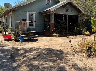 403 SW 3rd St, Mineral Wells, TX 76067