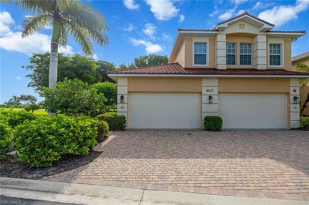 2 bed, 2.0 bath, 2000 sqft, $7,000 — Photo 2
