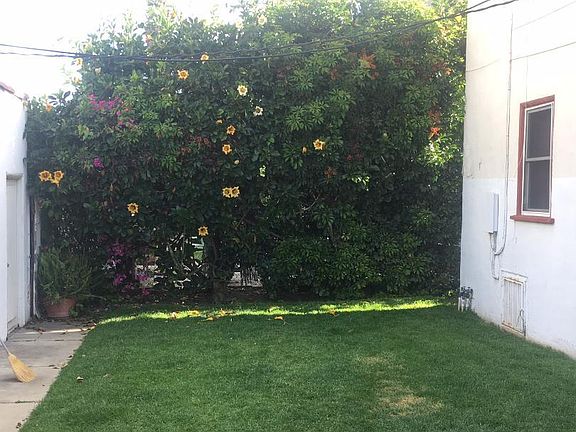 3rd image of 329 N Orange Grove Ave #329