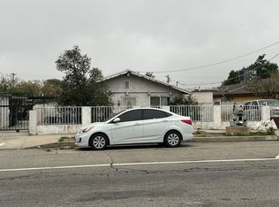 13070 Foothill Blvd, Sylmar, CA 91342
