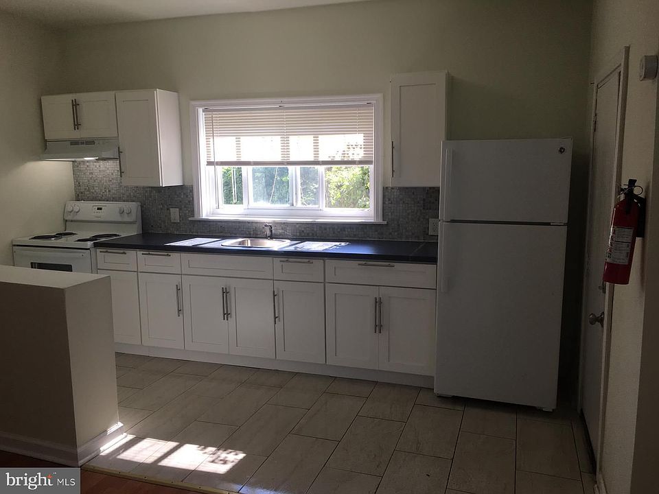 1st image of 1901 N 52nd St Floor 2