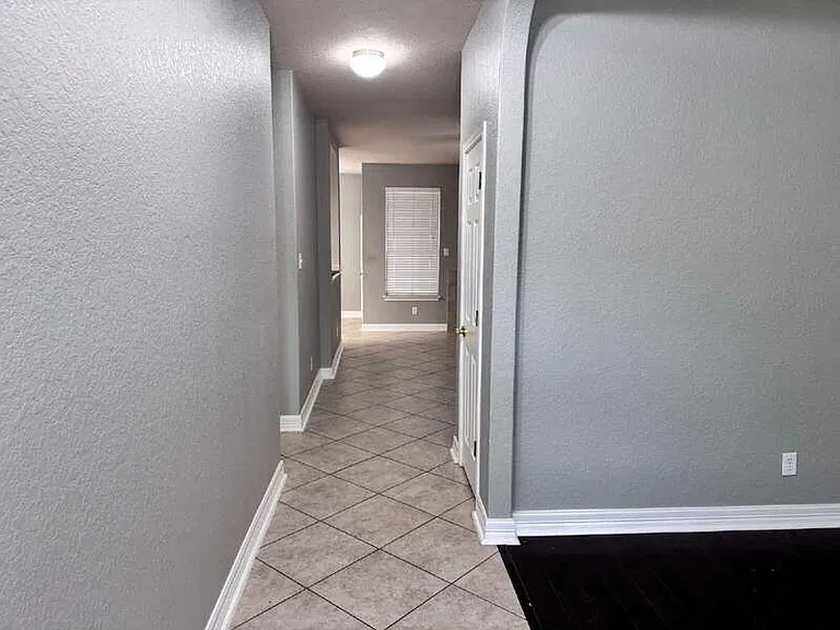 15426 Grosbeak Pass — Photo 3