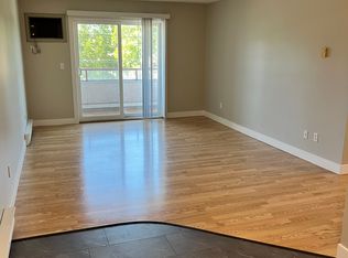 993 Klo Rd #204, Kelowna, BC V1Y 9L2