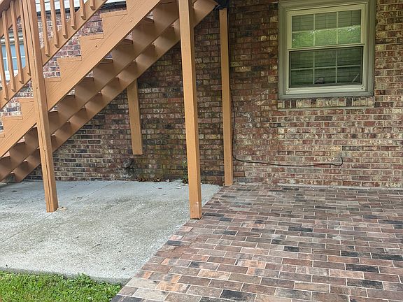 5th image of 3225 Carriage Ln