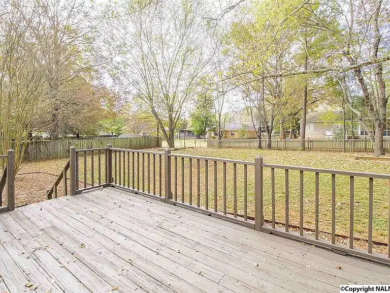 117 Betty Garrett Dr — Photo 18
