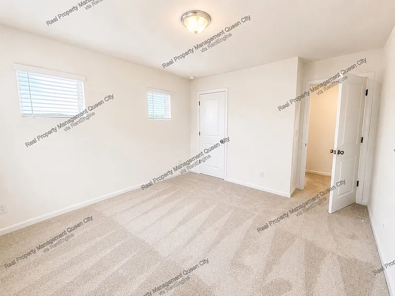 3105 Lilac Grove Dr — Photo 11