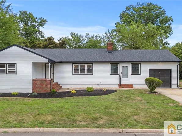 1089 Orchard St, North Brunswick, NJ 08902