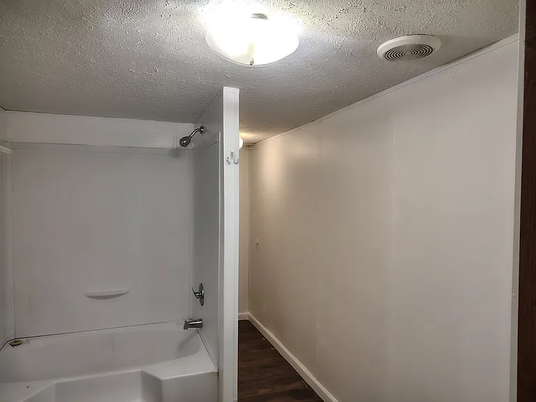 1143 Gatewood Ave SW #C — Photo 9