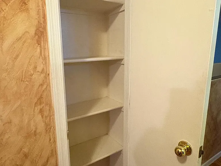 326 N Pioneer St — Photo 19