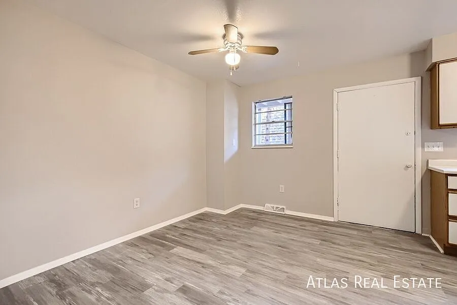 Available Soon! 4 Bed 2 Bath! *2 Weeks FREE Move in Special!* — Photo 3