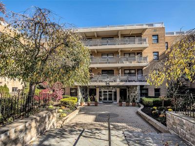 25 Park Place #1 EE, Great Neck, NY, 11021