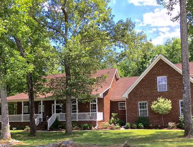 1st image of 2721 Indian Creek Ct