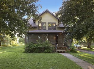 504 5th St N, Bayport, MN 55003
