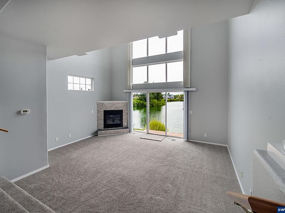 3rd image of 332 Crystal Springs Ln N