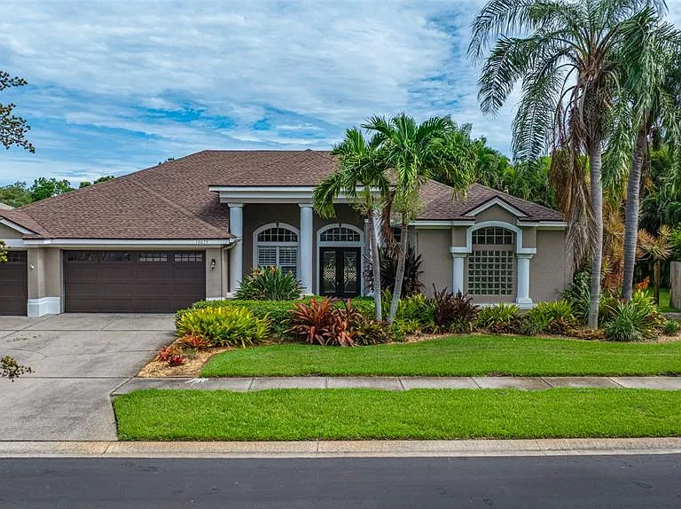 10675 Park Place Dr — Photo 1