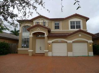 15374 SW 16th Ter, Miami, FL 33185