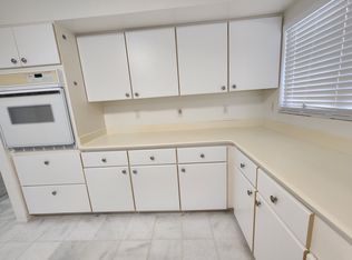 1071 Hoa St, Honolulu, HI 96825