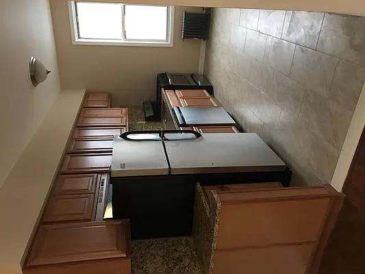 Rented by Thermos Realty & Management Inc | media 1