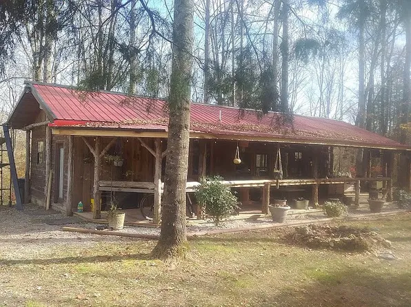 6219 Jones Harris Rd, Silver Point, TN 38582