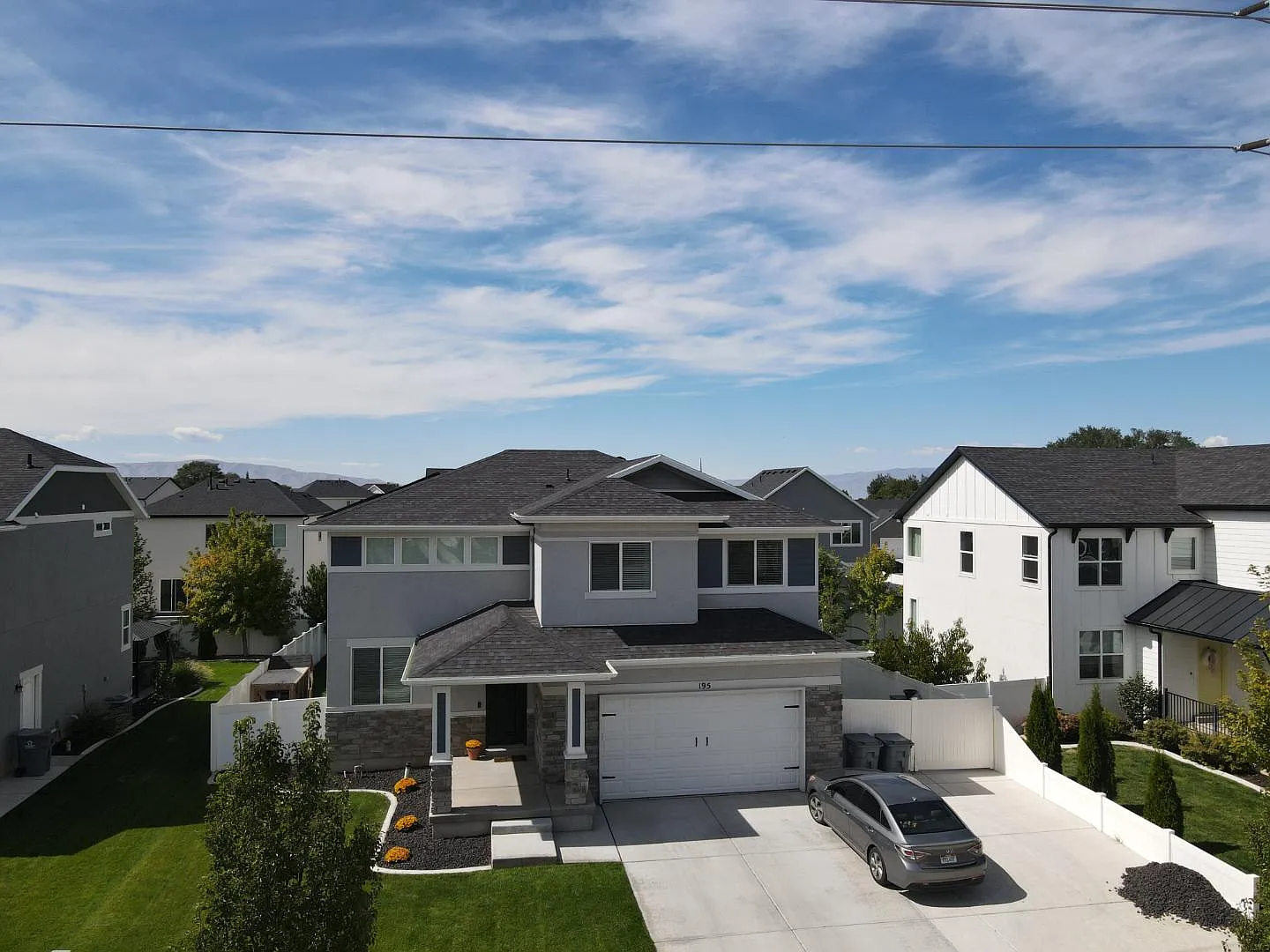 195 N Sunrise Ranch Dr — Photo 2