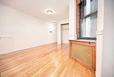 Rented by Urbane Brokerage