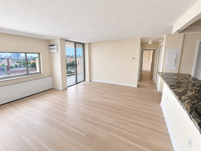 871 Massachusetts Ave — Photo 5