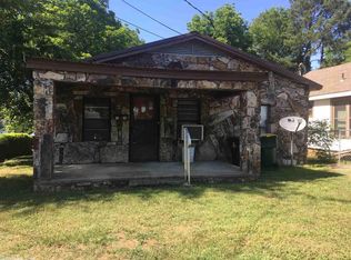1210 W Rock St, Morrilton, AR 72110