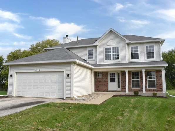 1312 Emington Ct, Minooka, IL 60447