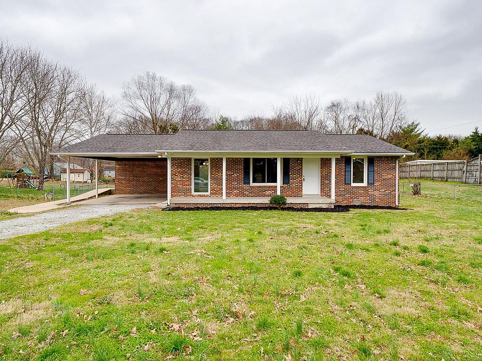 1st image of 160 Taft Dr
