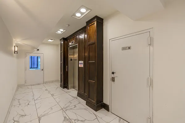 Rented by Astoria Realty | media 2