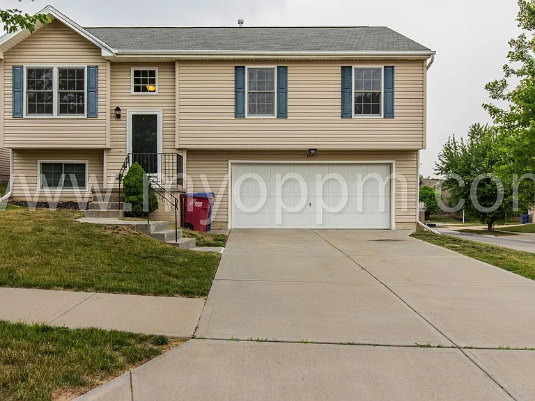 14452 Knudsen St — Photo 1