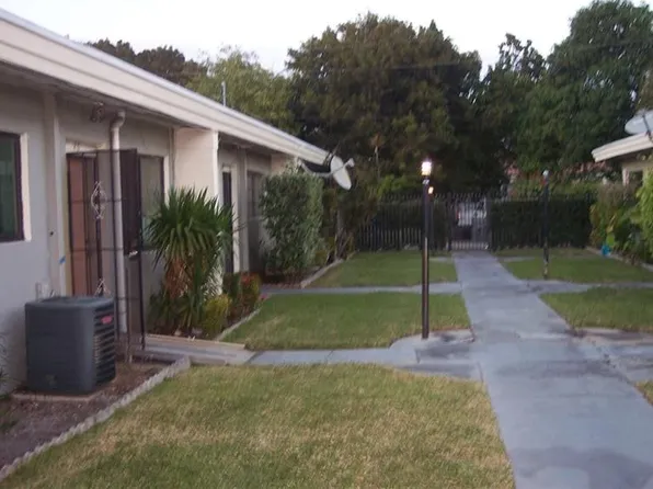 1845 Pembroke Rd APT 4-27, Hollywood, FL 33020