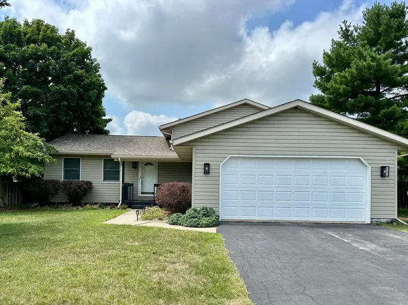562 Glenwood Dr, Valparaiso, IN 46385