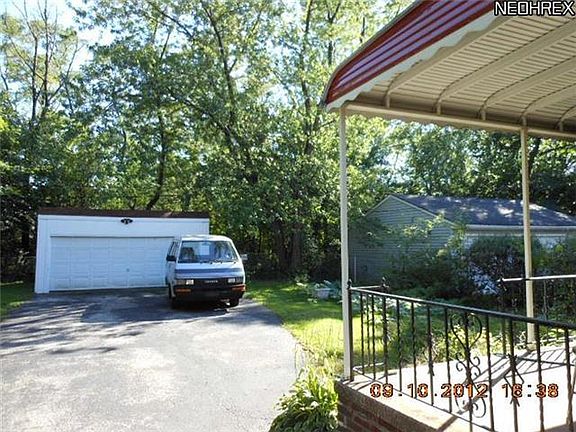 4th image of 20708 Gardenview Dr