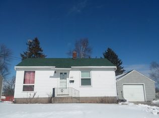 1103 Navarino St, Algoma, WI 54201