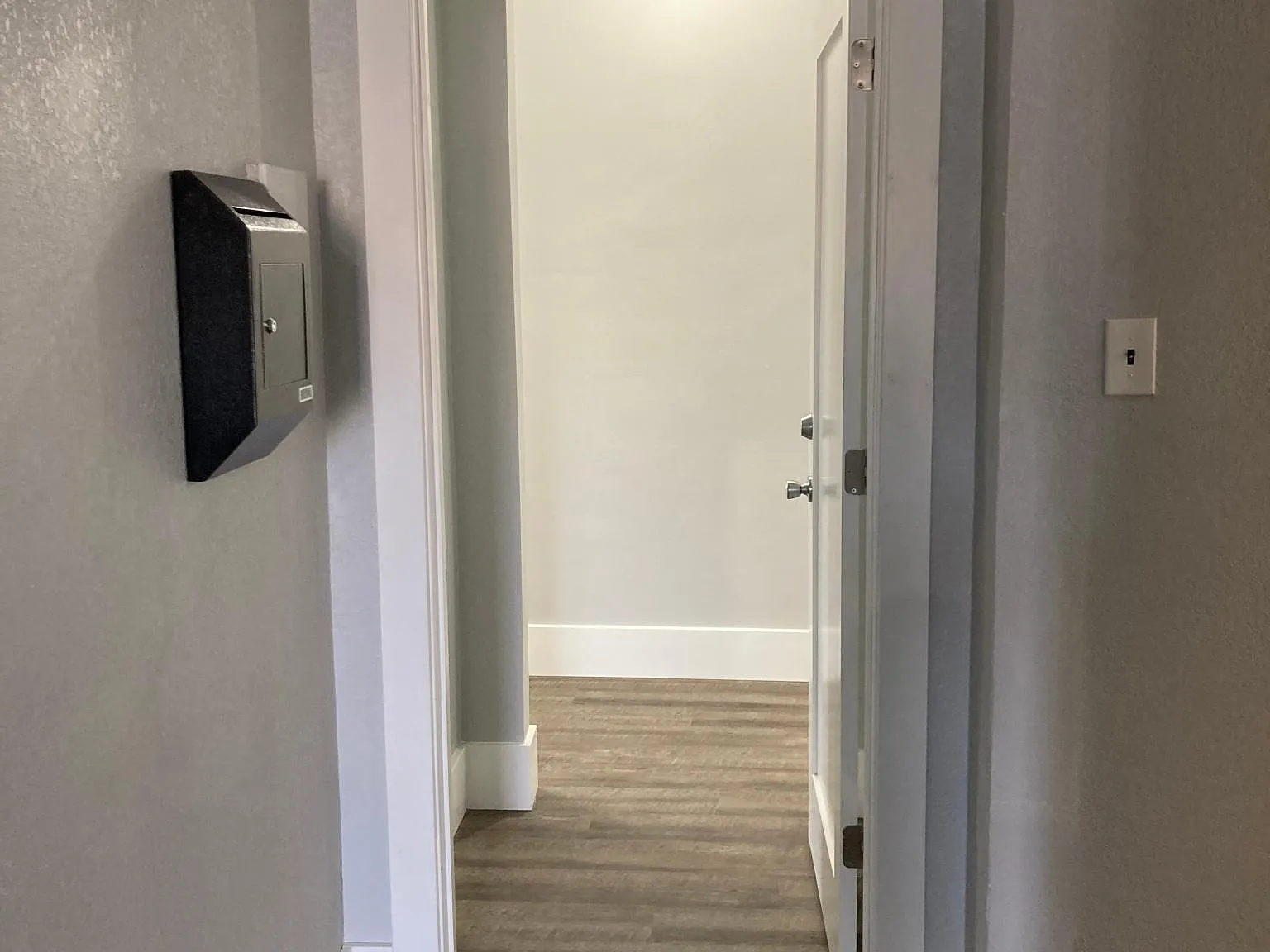 1 bed, 800 sqft, $750 — Photo 2