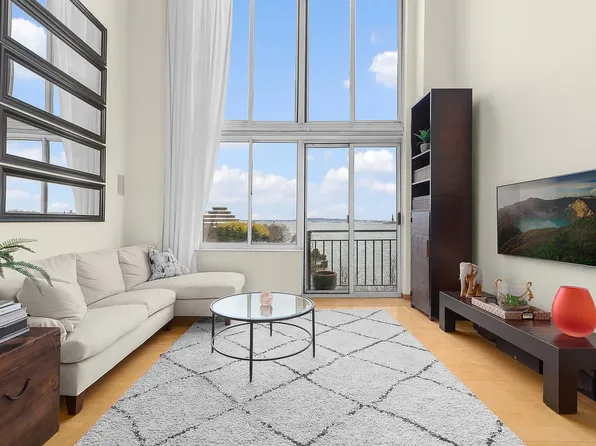 21 S End Ave APT 640, New York, NY 10280