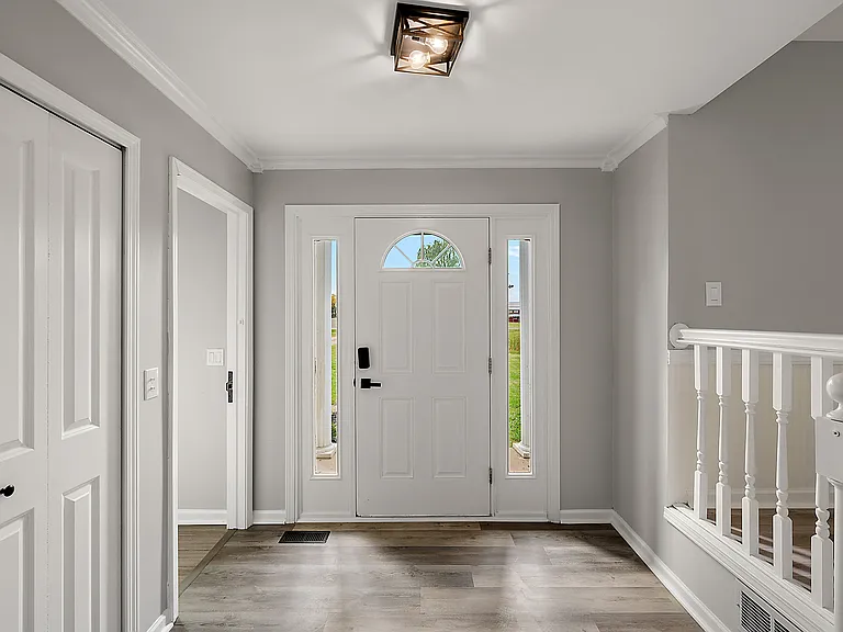 1442 Riley Center Rd — Photo 5