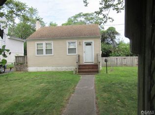 68 Macarthur Ave, Sayreville, NJ 08872