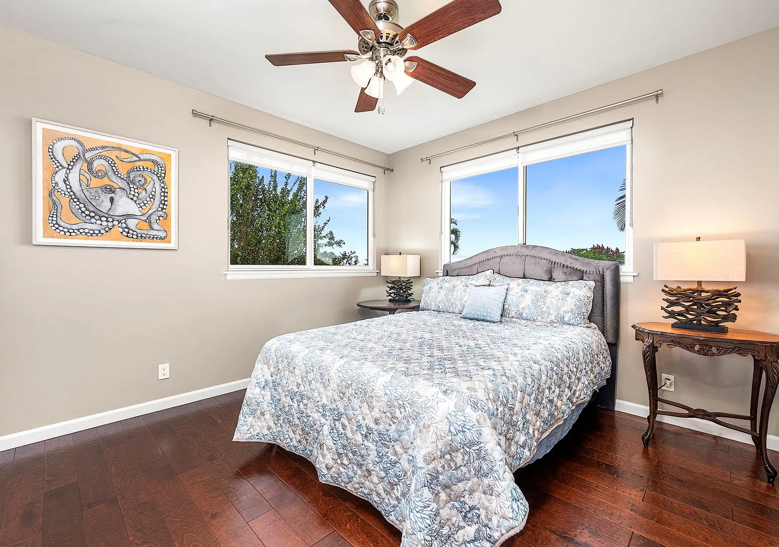 Spacious & Private 2BD/1BA Ohana in Kailua-Kona Sunset Views & Great Location! — Photo 3