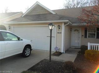 7484 Willow Woods Dr #7A, North Olmsted, OH 44070