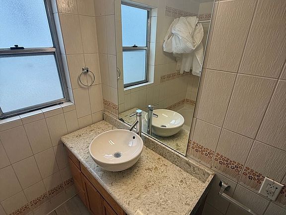 5th image of 11000 Ophir Dr #2C