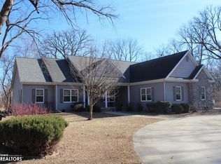 1565 Tyrrell Ln, Belmond, IA 50421