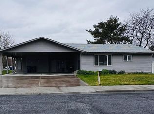 306 Ridgeway Dr #B, Twin Falls, ID 83301